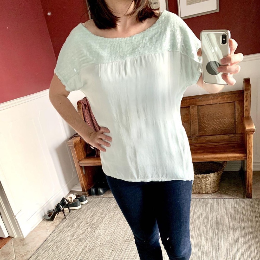 Loose-fit Pale Blue/Aqua Shirt with Sequin